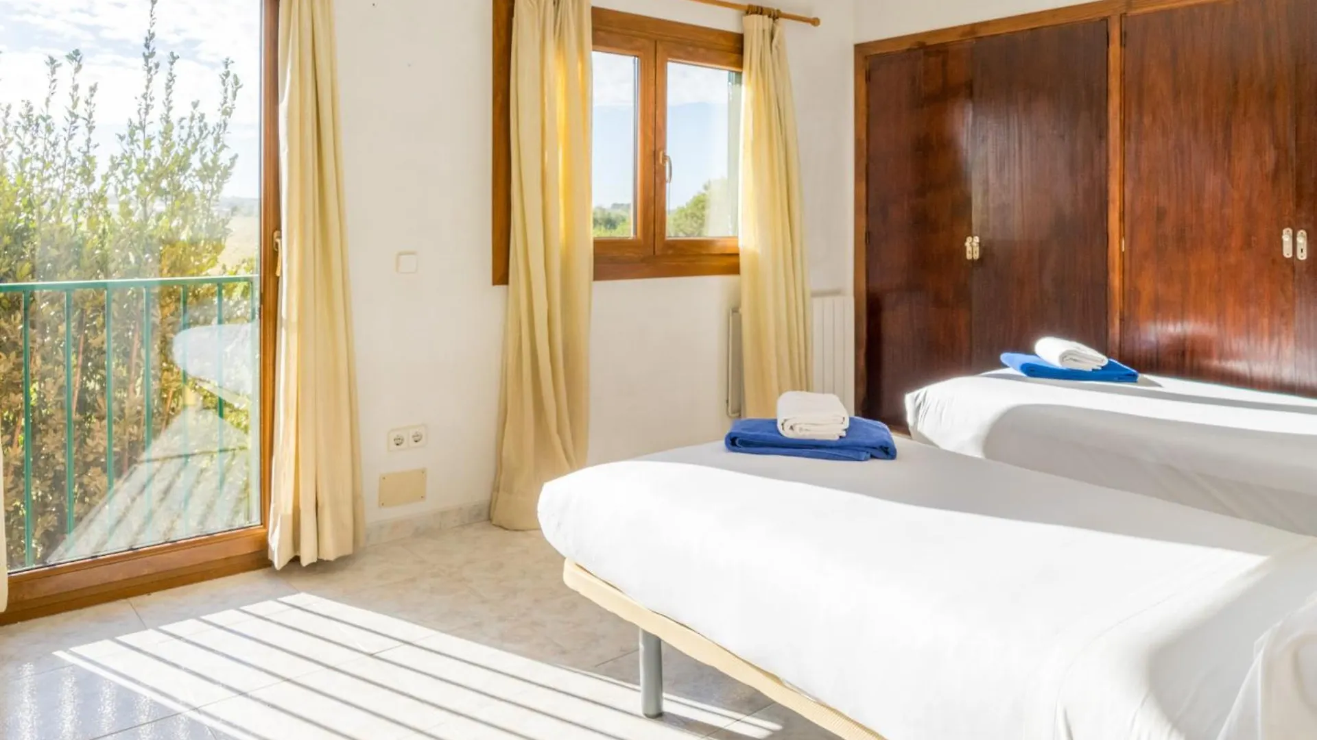 Country house Cas Fideuer Guest House Palma de Mallorca